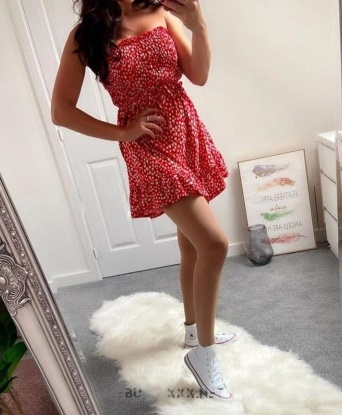 🌟 Я живу в Москве и предлагаю тебе незабываемые встречи, полные страсти и удовольствия. 💋 Мои нежные руки и умелые губки погрузят тебя в мир наслаждения. 💦 У меня есть множество услуг, среди которых эротический массаж, стриптиз, ролевые игры и многое другое - все, что заставит тебя потерять контроль. 😉 Отзывы обо мне говорят сами за себя: мои клиенты никогда не остаются равнодушными. 🌹 Доверься моим магическим рукам и проведи ночь, о которой ты долго будешь вспоминать. 🌙🔥 Жду тебя в Москве, чтобы сделать твои фантазии ярче и смелее. 💫 Фото и дополнительную информацию найдешь на моем профиле. До встречи, красота! 💋 11613, 19 лет